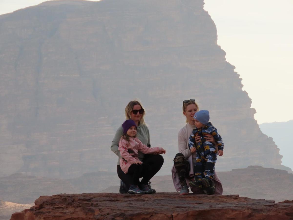 Rum Warm Bubble Camp Wadi Rum Exterior foto